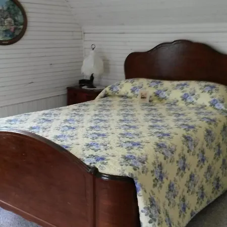 Mountain Harbour B&B-3
